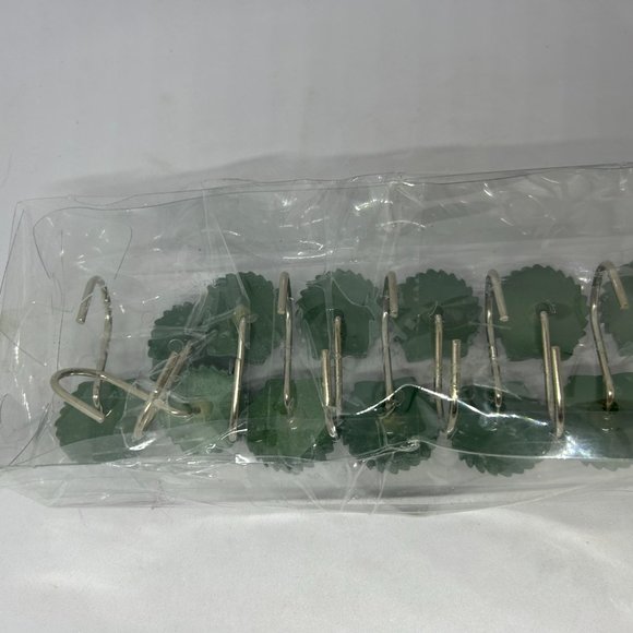 Green‎ Wreath Shower Curtain Hooks 12PC Set NWOT - Picture 6 of 7